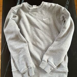 Nike crewneck